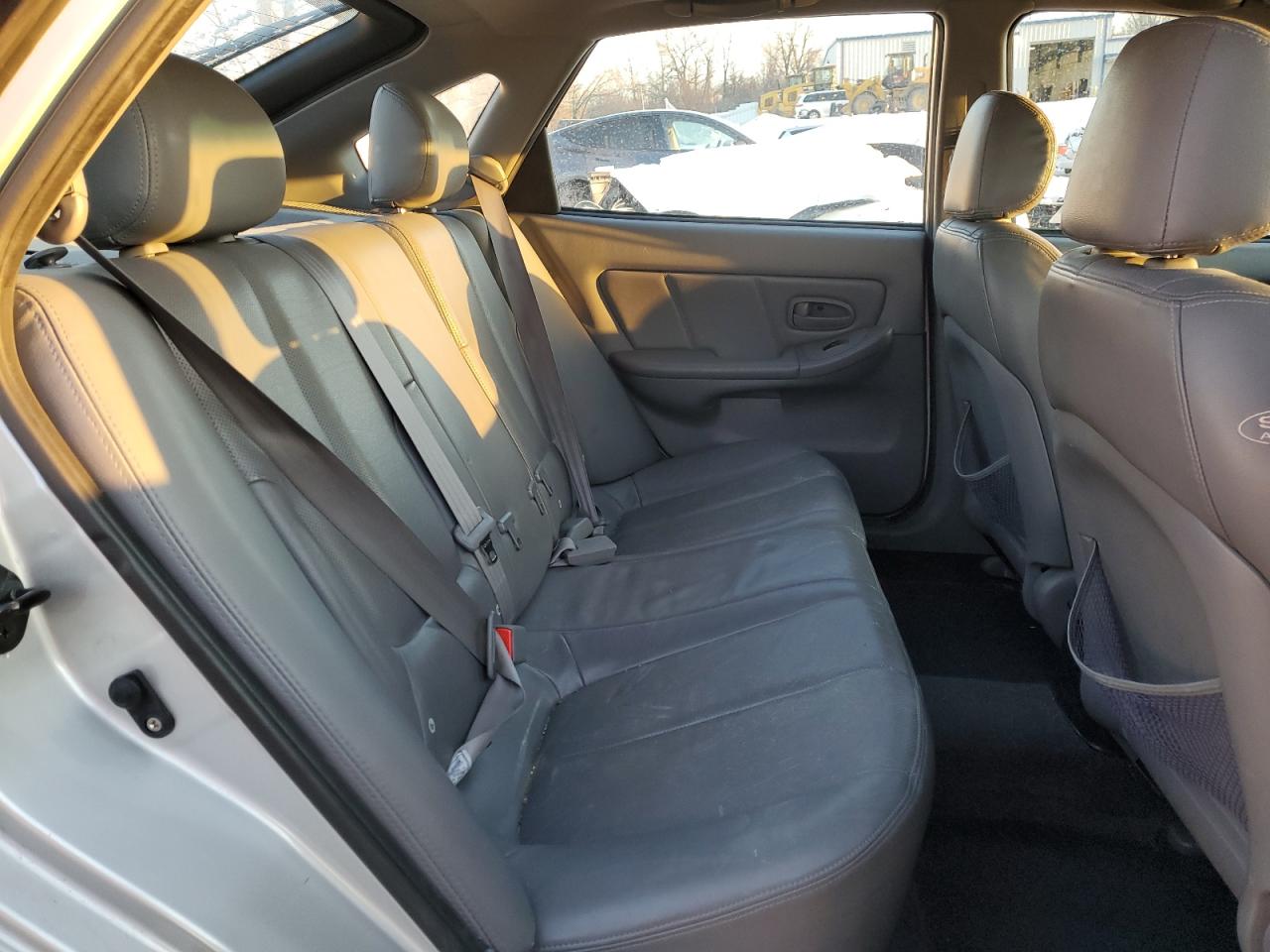 2005 Hyundai Elantra VIN KMHDN56D85U143929 Copart auction photo, front end damage thumbnail 10