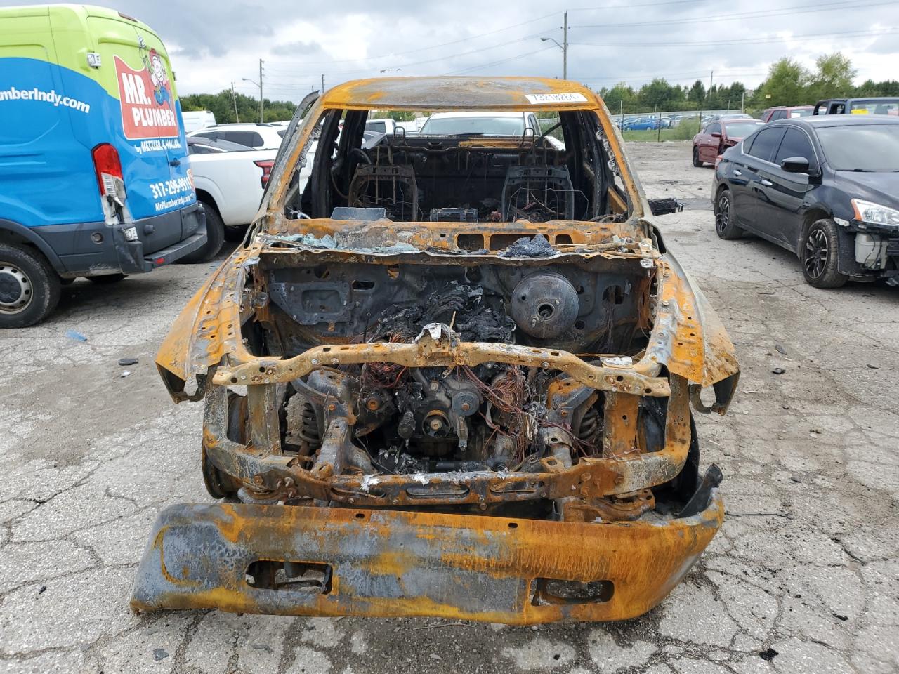 2019 RAM 1500 VIN 3C6RR7KG6KG674384 Copart auction photo, burn damage thumbnail 5