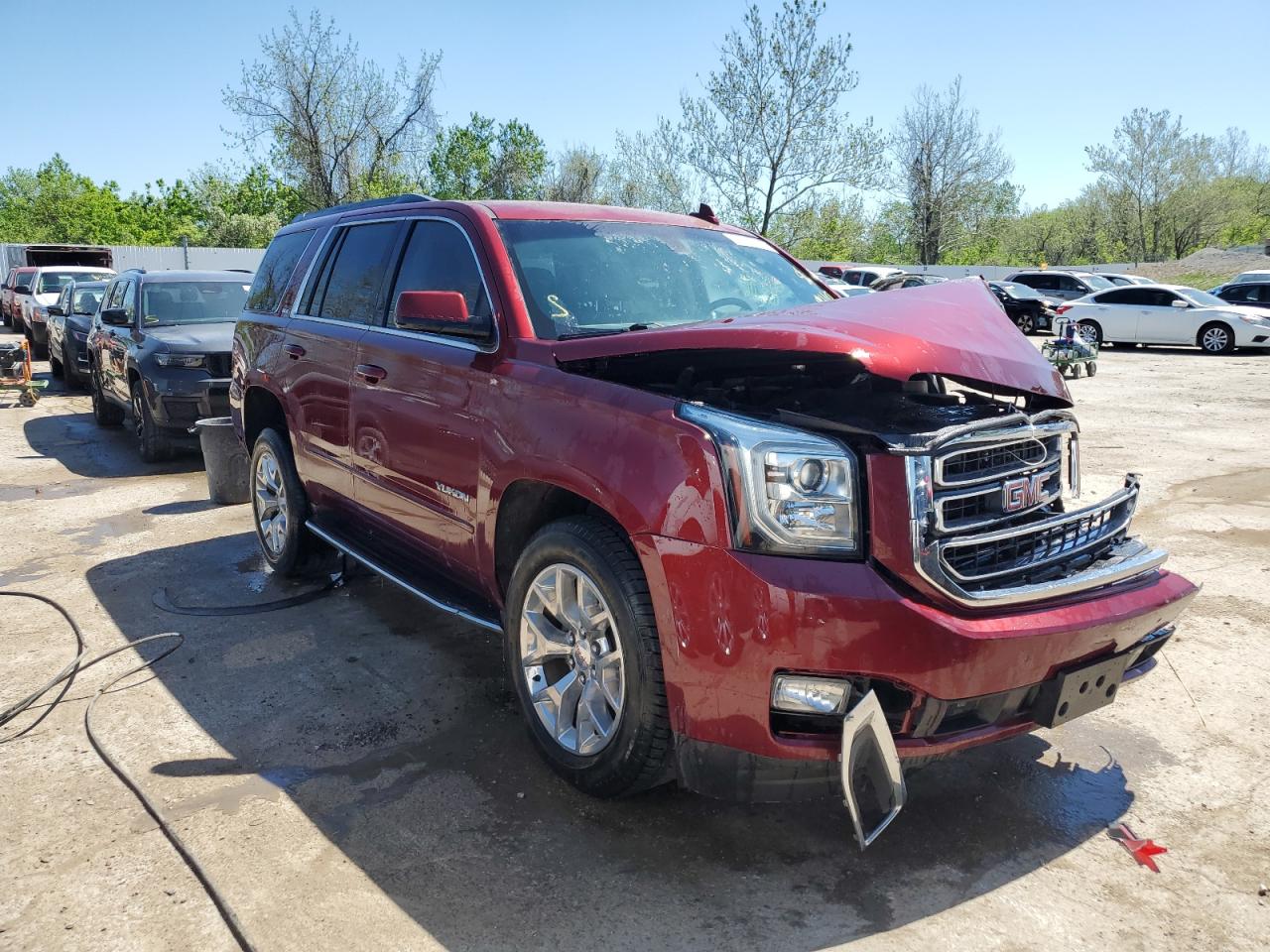 2018 GMC Yukon VIN 1GKS1AKCXJR292048 Copart auction photo, front end damage thumbnail 4
