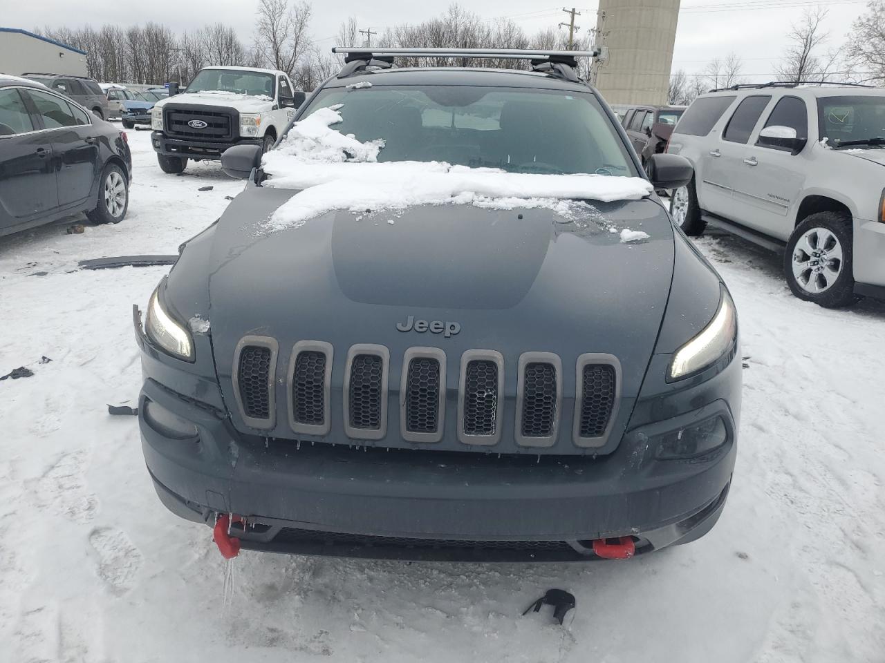 2016 Jeep Cherokee VIN 1C4PJMBS3GW189137 Copart auction photo, front end damage thumbnail 5