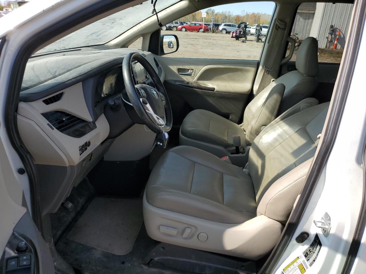 2020 Toyota Sienna VIN 5TDYZ3DC7LS059305 Copart auction photo, all over damage thumbnail 7