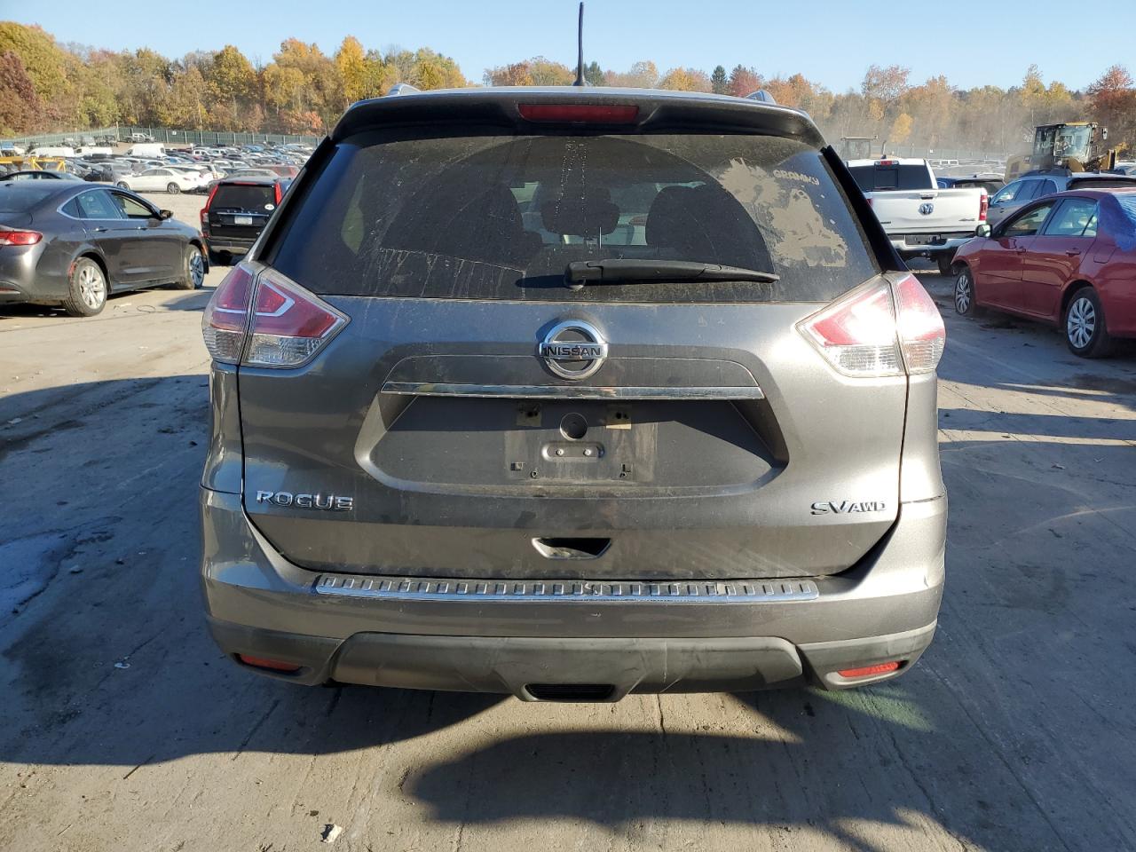 2015 Nissan Rogue VIN KNMAT2MVXFP508585 Copart auction photo, front end / minor dent/scratches damage thumbnail 6