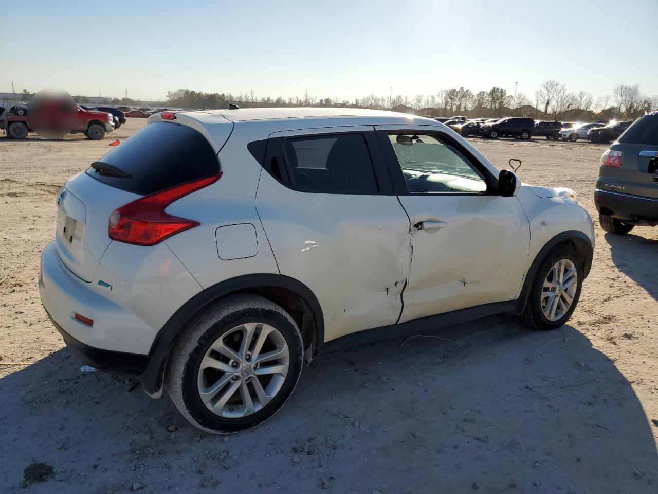 2014 Nissan Juke VIN JN8AF5MR4ET352047 Copart auction photo, side / minor dent/scratches damage thumbnail 3