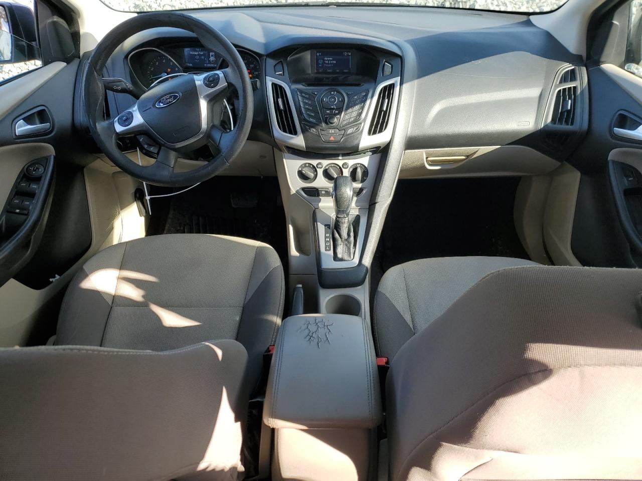 2014 Ford Focus VIN 1FADP3F26EL244240 Copart auction photo, rear end / minor dent/scratches damage thumbnail 8