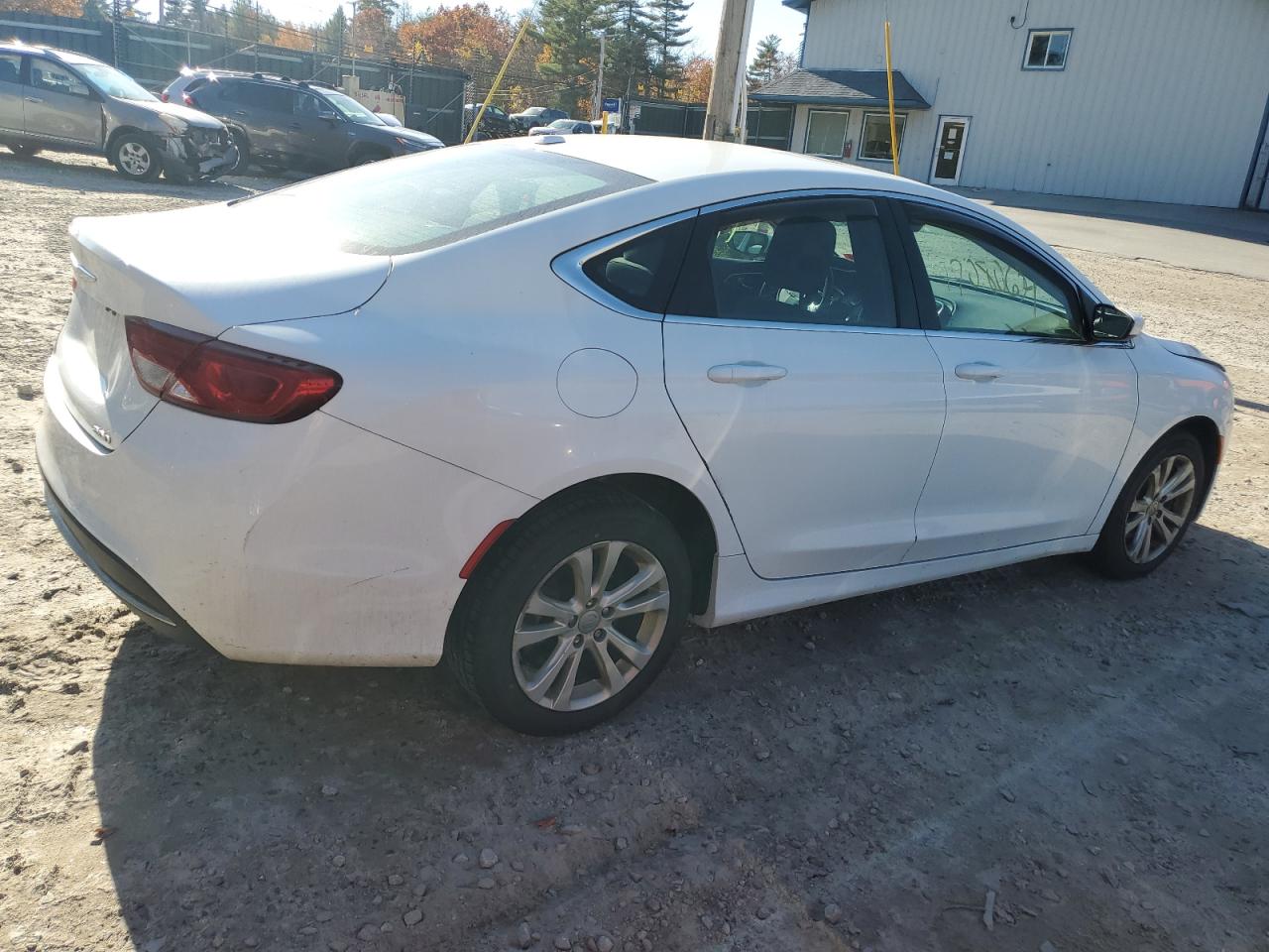2015 Chrysler 200 VIN 1C3CCCAB2FN694700 Copart auction photo, frame damage / front end damage thumbnail 3