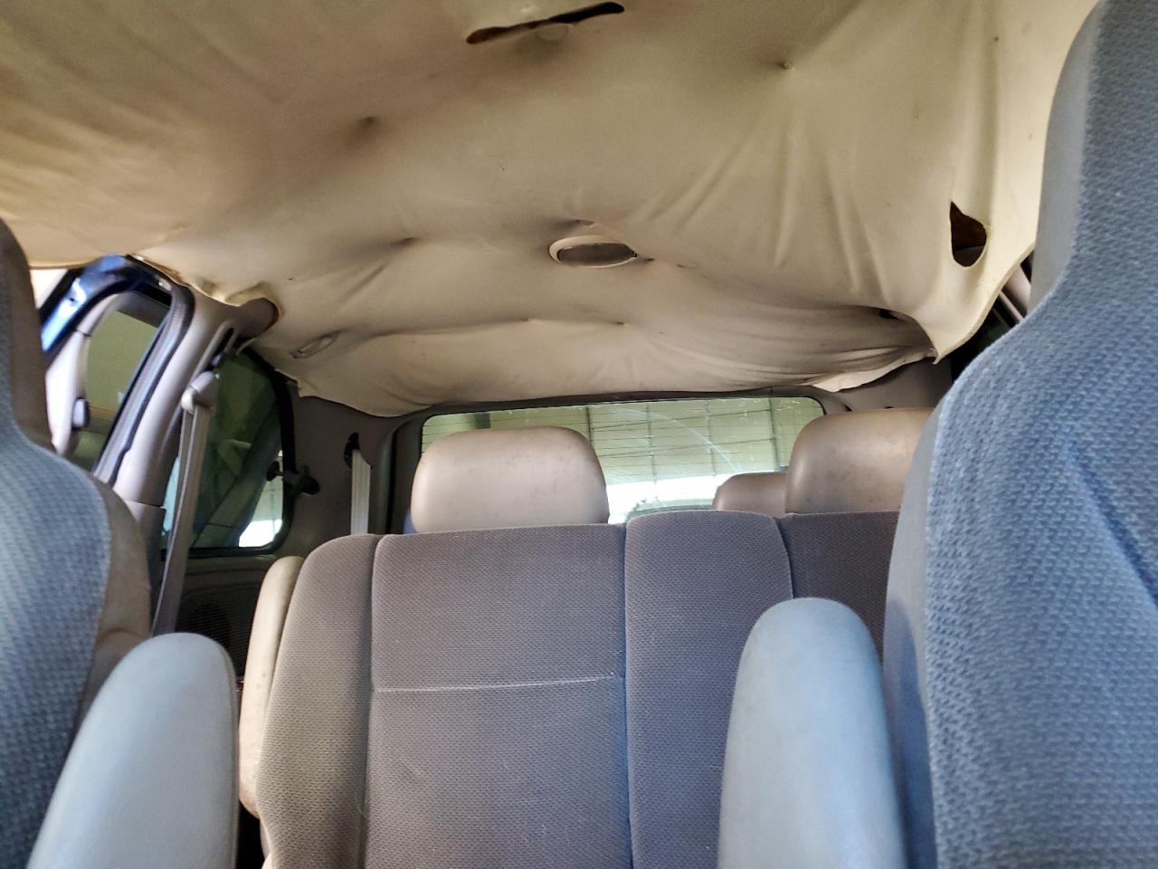 2000 Dodge Caravan VIN 1B4GP25342B660748 Copart auction photo, side / mechanical damage thumbnail 10