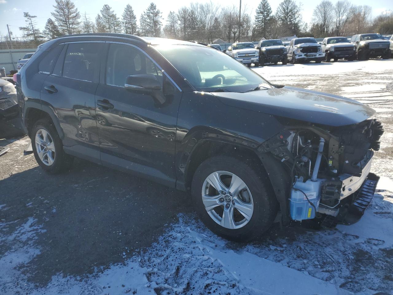 2021 Toyota RAV 4 VIN 2T3P1RFVXMW204521 Copart auction photo, front end / undercarriage damage thumbnail 4