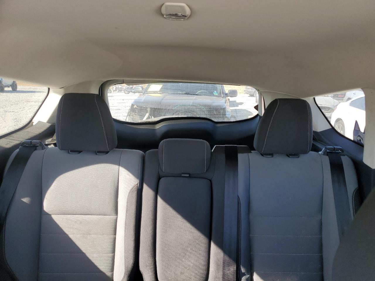 2016 Ford Escape VIN 1FMCU9GX5GUB00263 Copart auction photo, rear end damage thumbnail 10