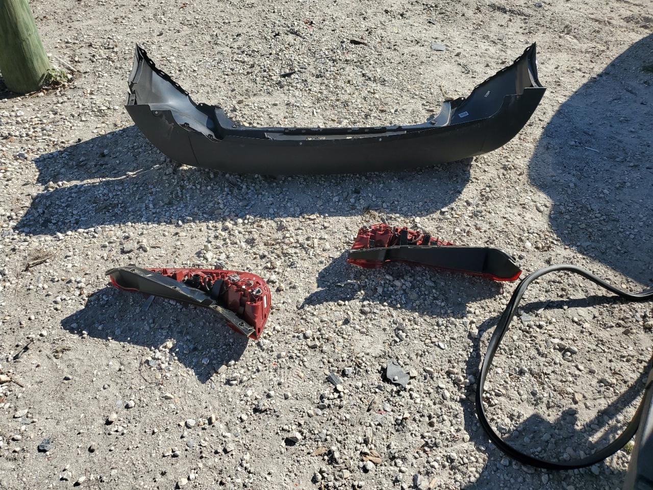 2020 KIA Soul VIN KNDJ23AU0L7068215 Copart auction photo, rear end damage thumbnail 12