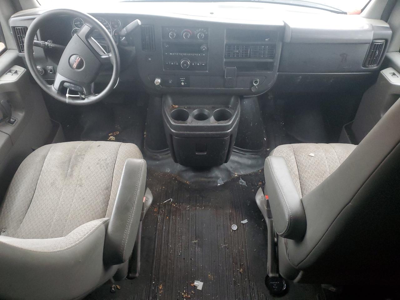 2015 GMC Savana VIN 1GTW7FCF6F1277893 Copart auction photo, front end damage thumbnail 8