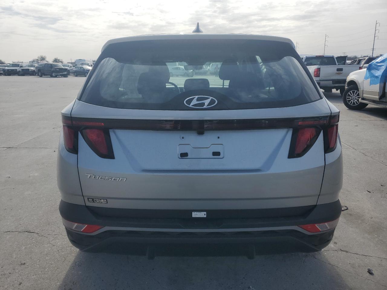 2024 Hyundai Tucson VIN 5NMJA3DE0RH439480 Copart auction photo, side damage thumbnail 6
