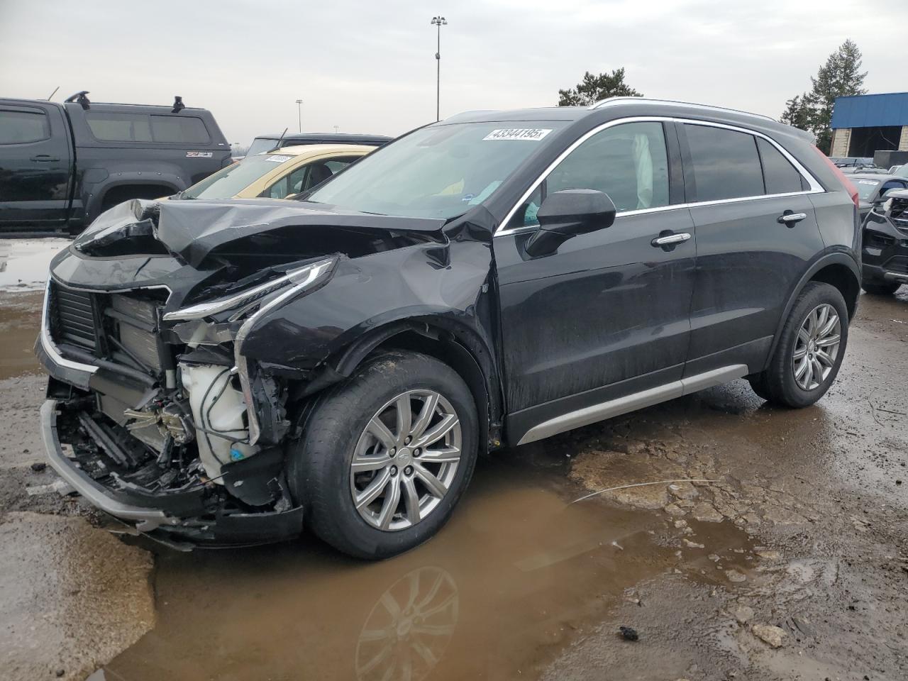 2020 Cadillac XT4 VIN 1GYFZCR46LF102003