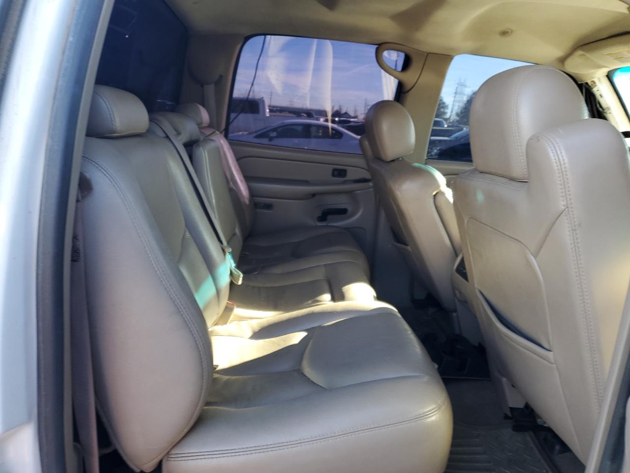 2004 Chevrolet Silverado VIN 1GCHK23274F203587 Copart auction photo, all over damage thumbnail 10