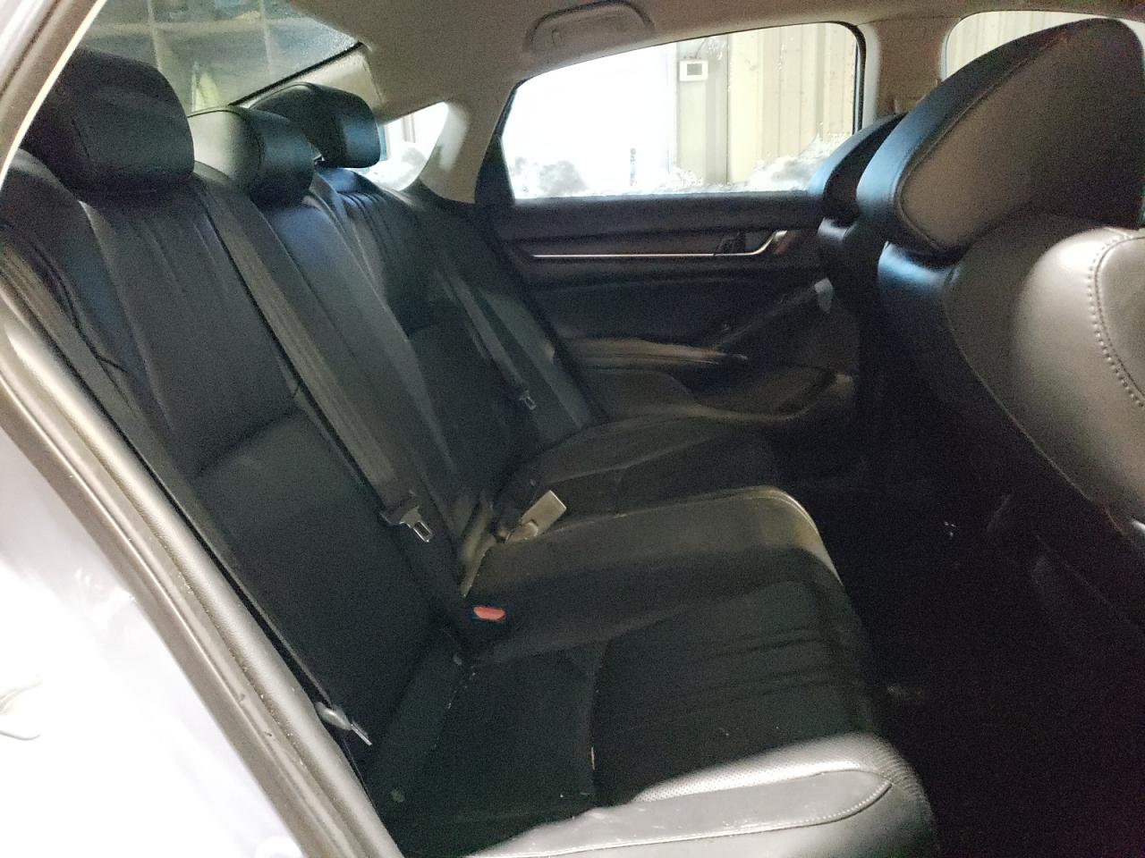 2022 Honda Accord VIN 1HGCV1F41NA006407 Copart auction photo, front end / minor dent/scratches damage thumbnail 10