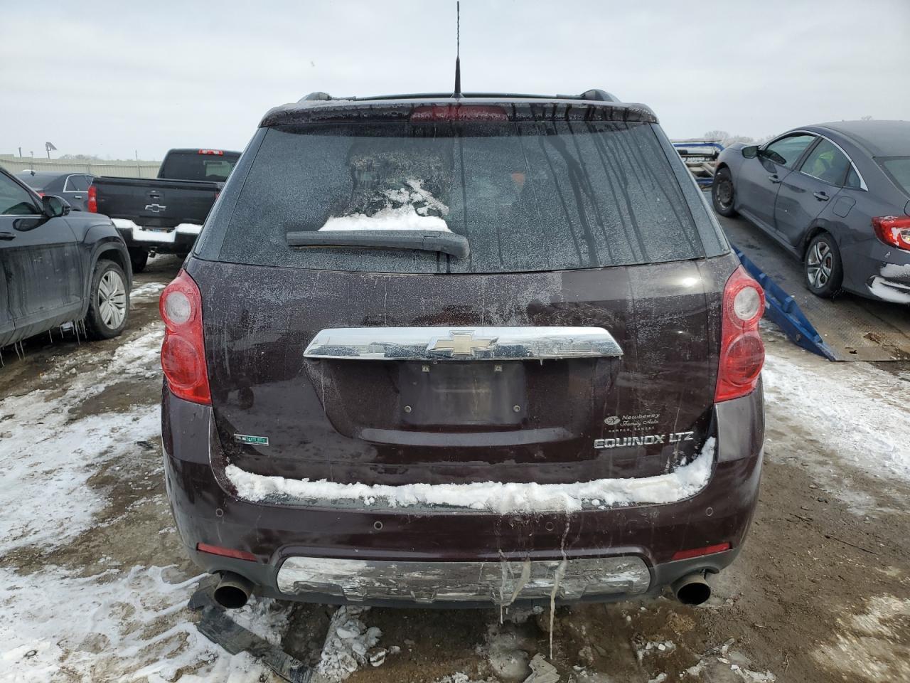 2011 Chevrolet Equinox VIN 2CNFLFE51B6468561 Copart auction photo, front end / side damage thumbnail 6