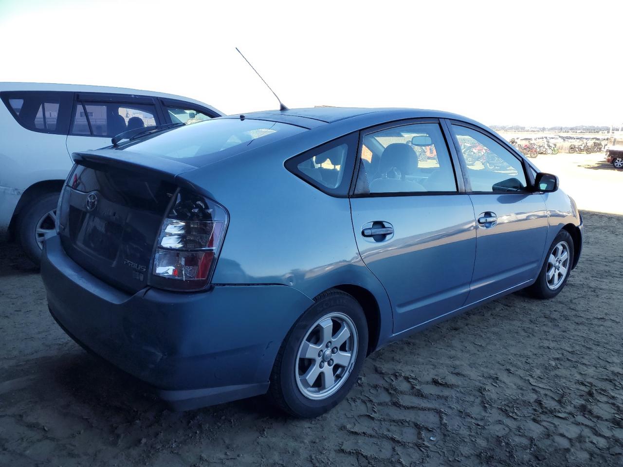 2004 Toyota Prius VIN JTDKB20UX40019761 Copart auction photo, all over damage thumbnail 3