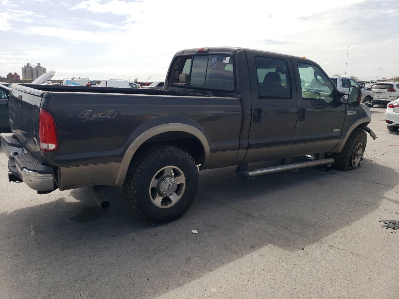 2006 Ford F250 VIN 1FTSW21P26EA00978 Copart auction photo, front end damage thumbnail 3