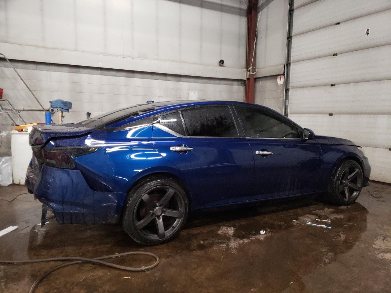 2020 Nissan Altima VIN 1N4BL4BV1LC212107 Copart auction photo, rear end / minor dent/scratches damage thumbnail 3