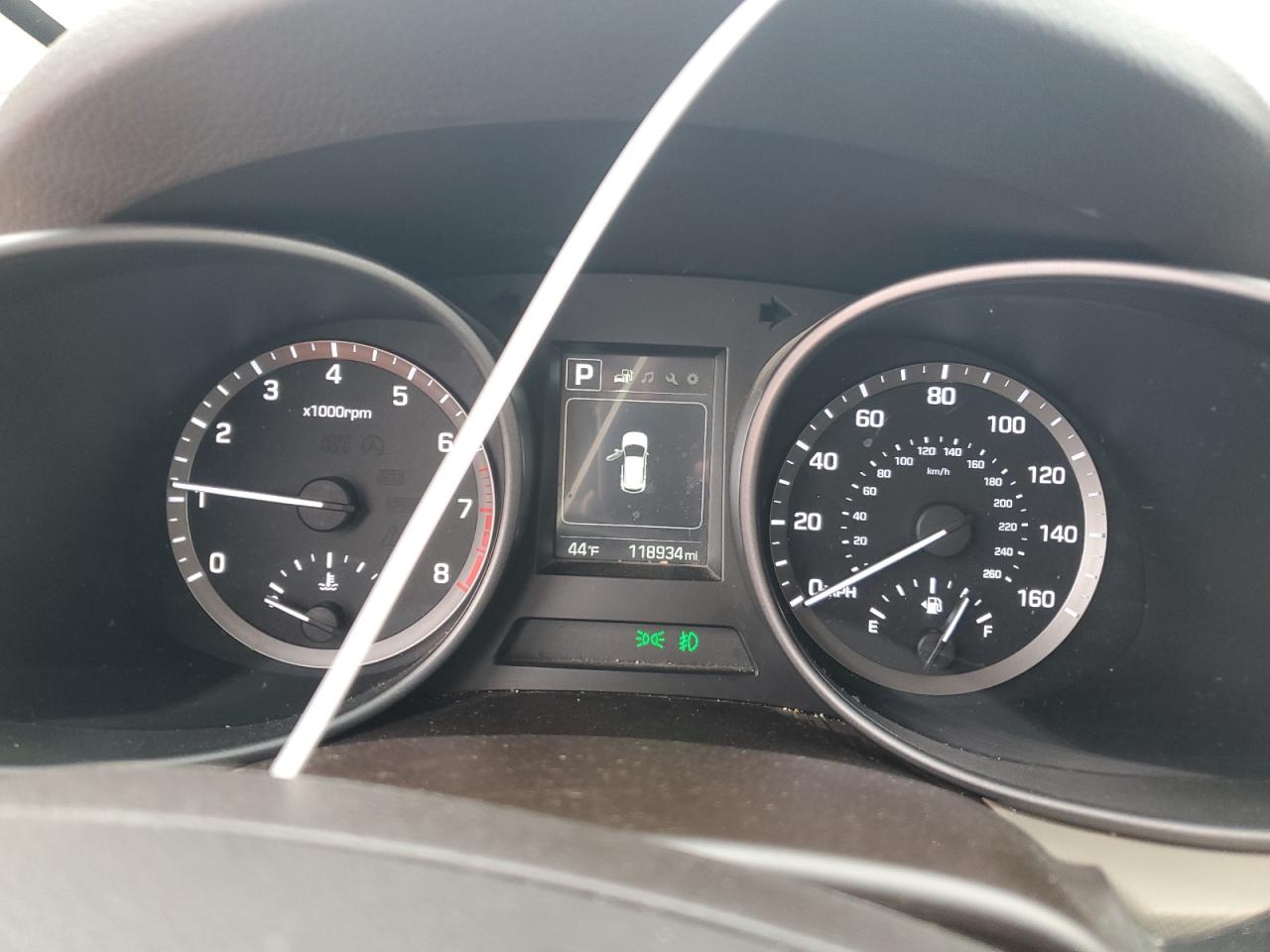 2017 Hyundai Santa Fe VIN 5XYZU3LB6HG423164 Copart auction photo, front end / minor dent/scratches damage thumbnail 9