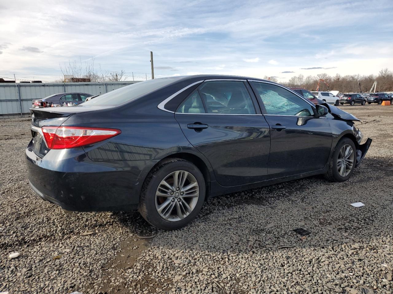 2017 Toyota Camry VIN 4T1BF1FK1HU391567 Copart auction photo, front end / side damage thumbnail 3