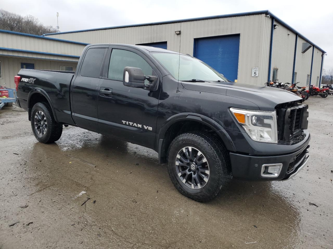 2018 Nissan Titan VIN 1N6AA1C59JN506538 Copart auction photo, front end / side damage thumbnail 4