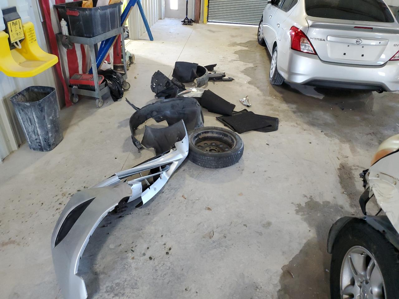 2017 Nissan Versa VIN 3N1CN7AP7HK452148 Copart auction photo, front end / minor dent/scratches damage thumbnail 12