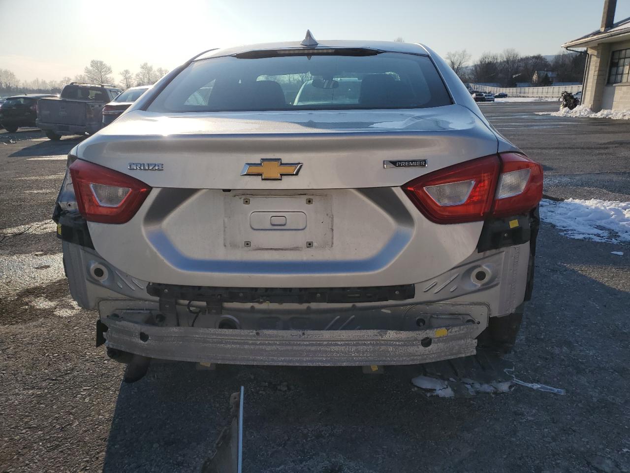 2017 Chevrolet Cruze VIN 1G1BF5SM5H7229354 Copart auction photo, front end / rear end damage thumbnail 6