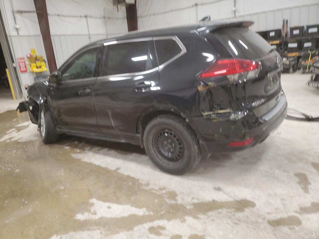 2017 Nissan Rogue VIN JN8AT2MT5HW391218 Copart auction photo, all over damage thumbnail 2