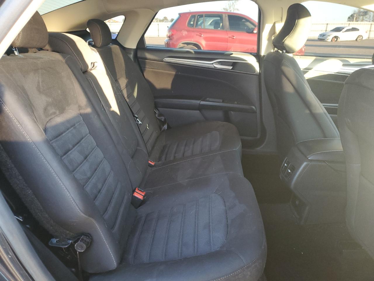 2019 Ford Fusion VIN 3FA6P0LU5KR125640 Copart auction photo, rear end damage thumbnail 10