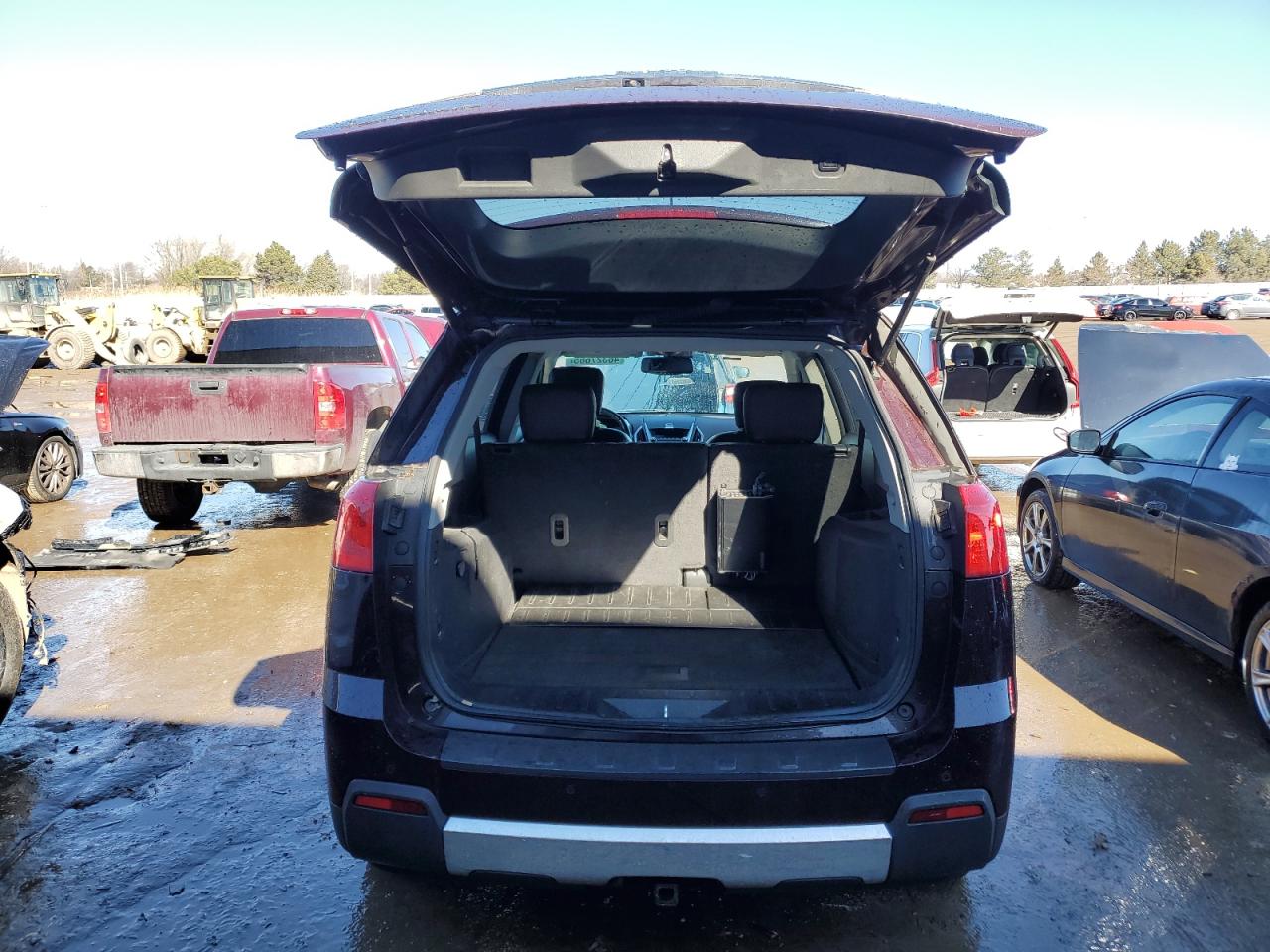 2011 GMC Terrain VIN 2CTALWEC8B6383296 Copart auction photo, front end / minor dent/scratches damage thumbnail 6
