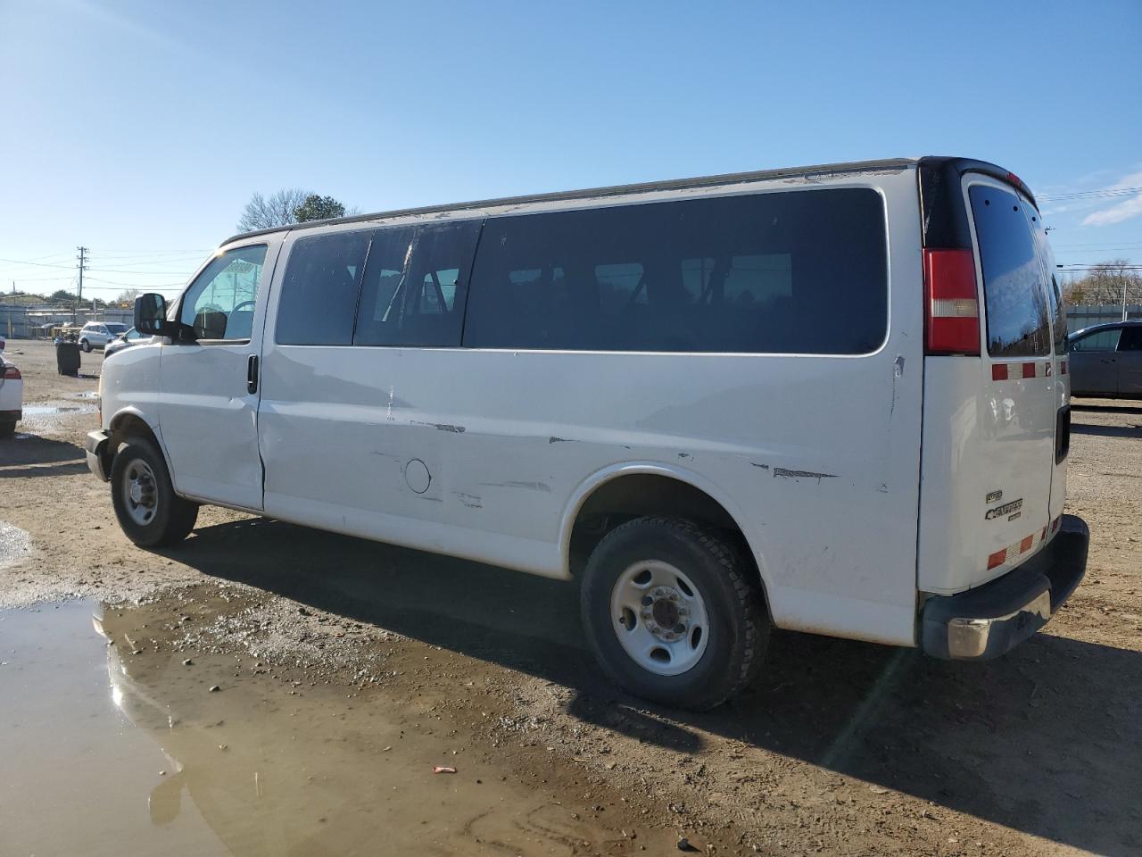 2010 Chevrolet Express VIN 1GA2G1DG2A1148818 Copart auction photo, all over damage thumbnail 2
