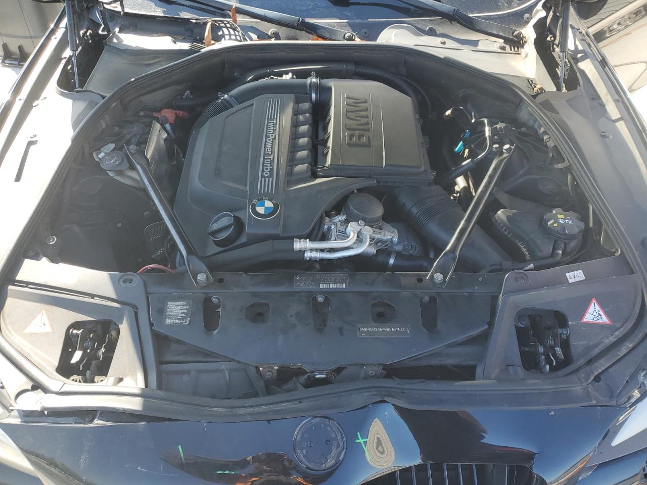2011 BMW 5er VIN WBAFR7C55BC800775 Copart auction photo, front end damage thumbnail 11