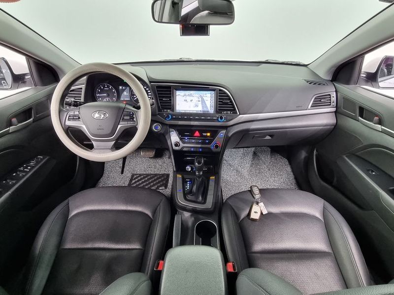 2017 Hyundai Avante VIN KMHD641DBHU365455 Encar auction photo thumbnail 7