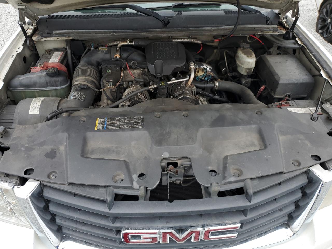 2008 GMC Sierra VIN 1GTHK23678F209589 Copart auction photo, all over damage thumbnail 11