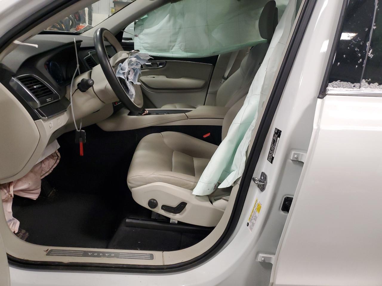 2020 Volvo XC90 VIN YV4A22PK2L1546246 Copart auction photo, front end damage thumbnail 7