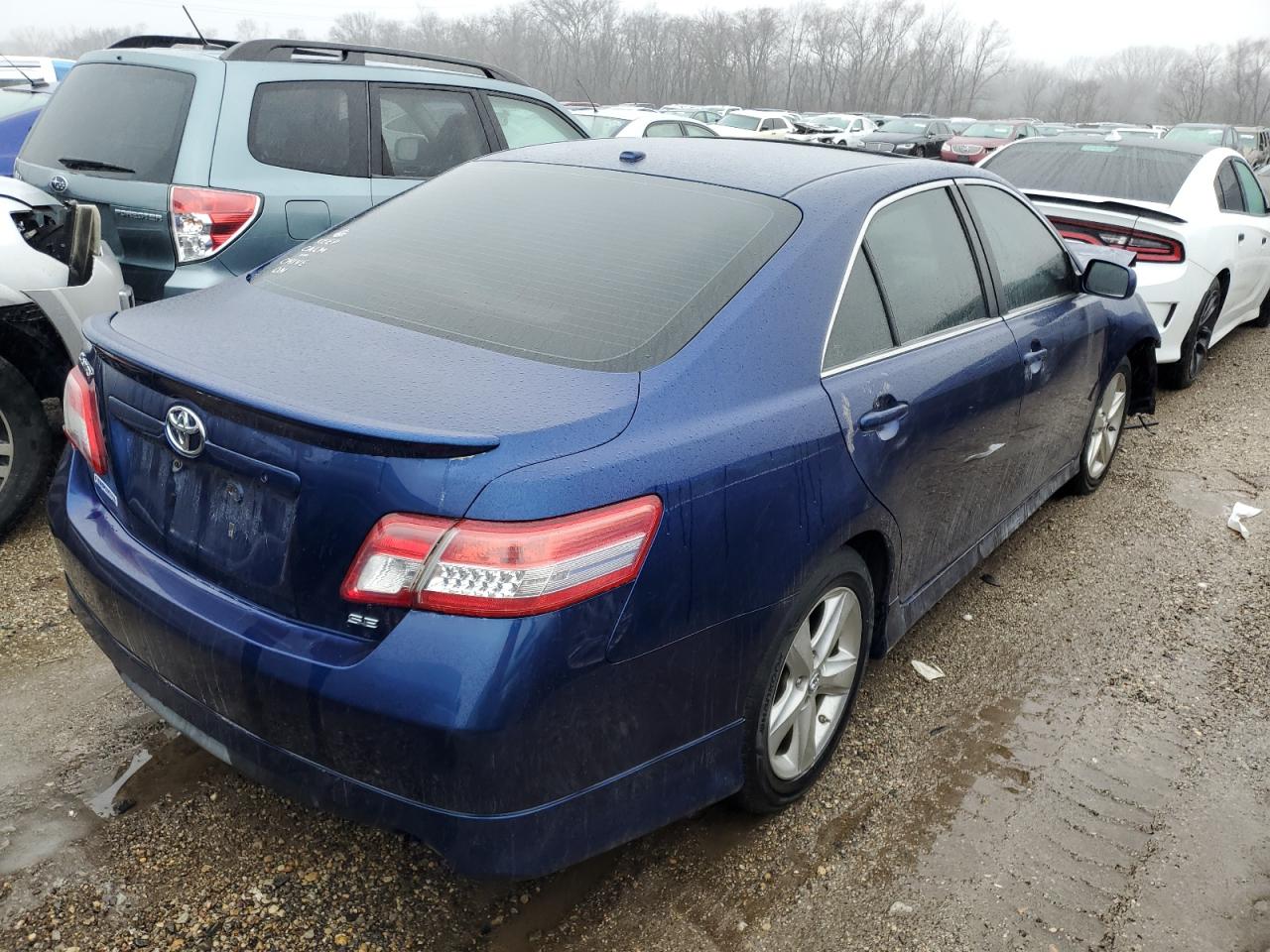 2011 Toyota Camry VIN 4T1BF3EK1BU628837 Copart auction photo, front end damage thumbnail 3