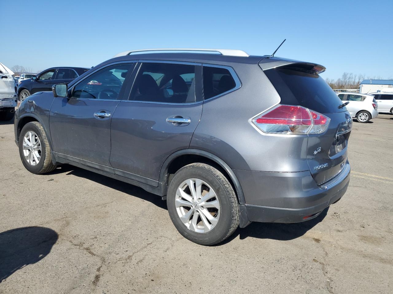 2016 Nissan Rogue VIN 5N1AT2MV9GC860920 Copart auction photo, front end / side damage thumbnail 2