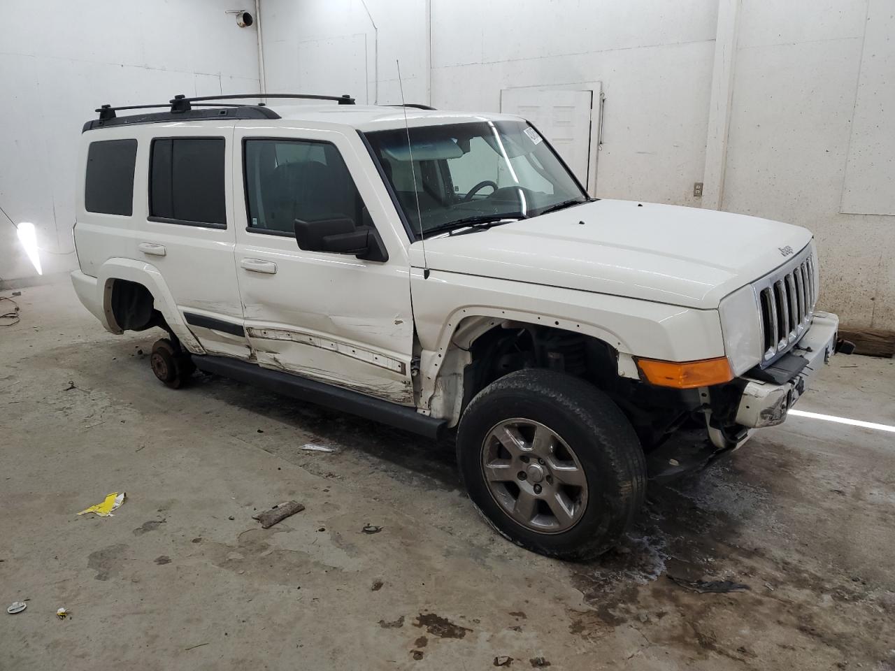2007 Jeep Commander VIN 1J8HG48K37C658831 Copart auction photo, front end / side damage thumbnail 4
