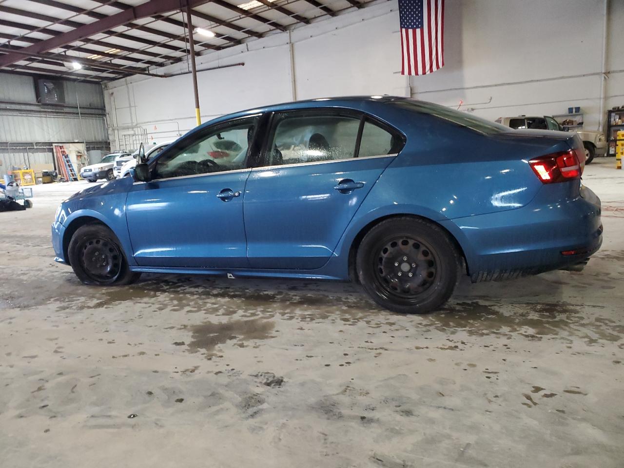 2017 Volkswagen Jetta VIN 3VW2B7AJ7HM383072 Copart auction photo, side / minor dent/scratches damage thumbnail 2