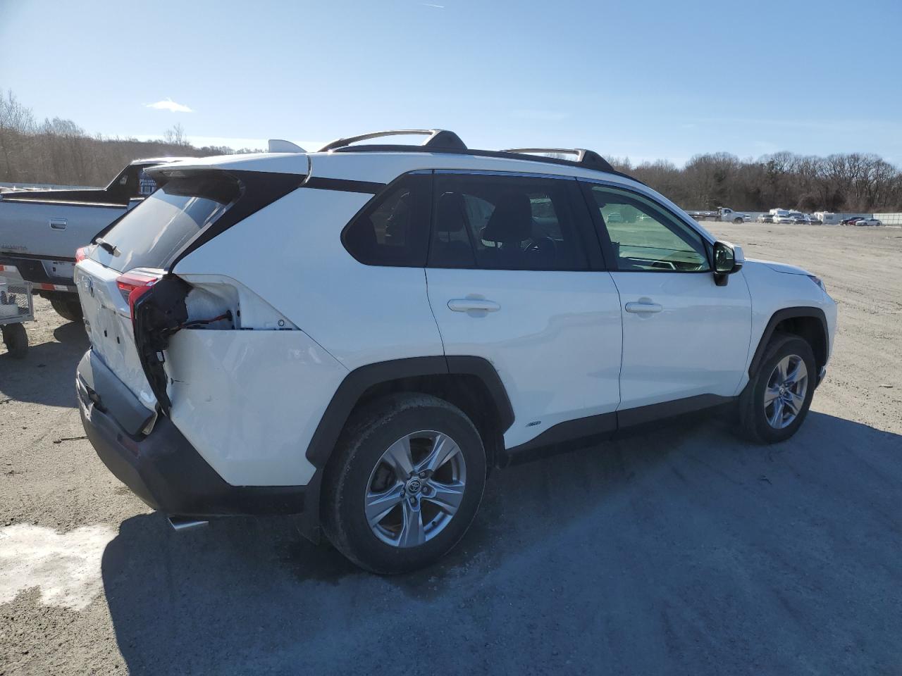 2022 Toyota RAV 4 VIN JTMMWRFV2ND150845 Copart auction photo, rear end / minor dent/scratches damage thumbnail 3