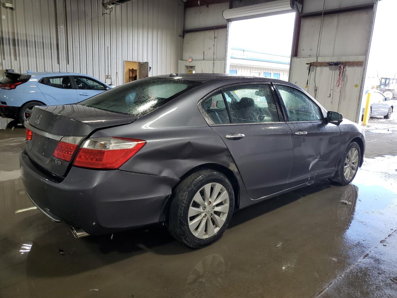 2015 Honda Accord VIN 1HGCR3F80FA035790 Copart auction photo, rear end / all over damage thumbnail 3