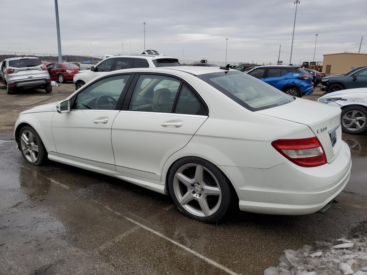 2011 Mercedes-Benz C-klasse VIN WDDGF8BB3BR183103 Copart auction photo, undercarriage damage thumbnail 2