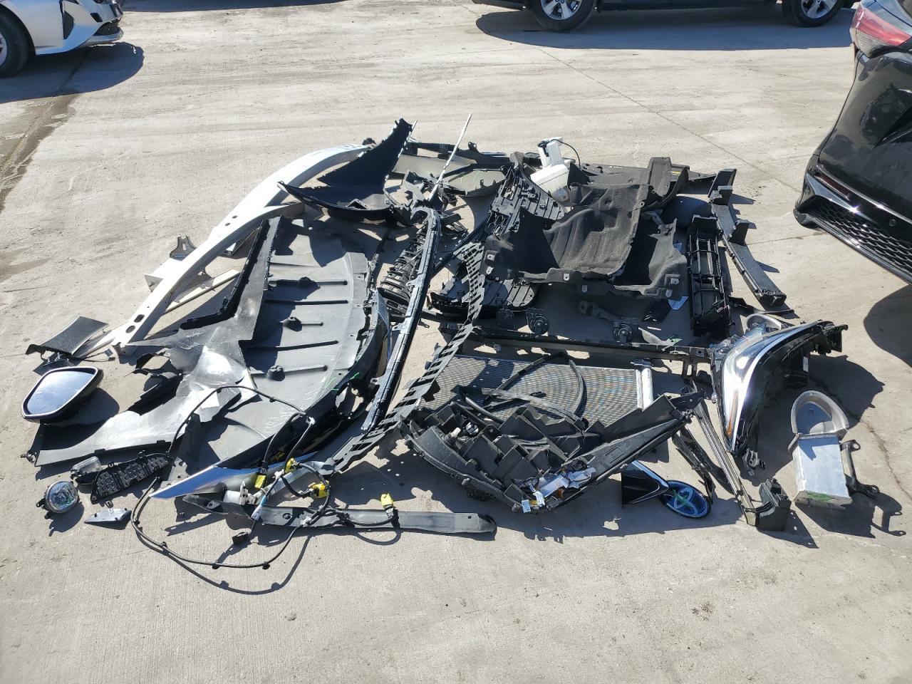 2022 Toyota Sienna VIN 5TDXRKEC8NS097343 Copart auction photo, front end damage thumbnail 13