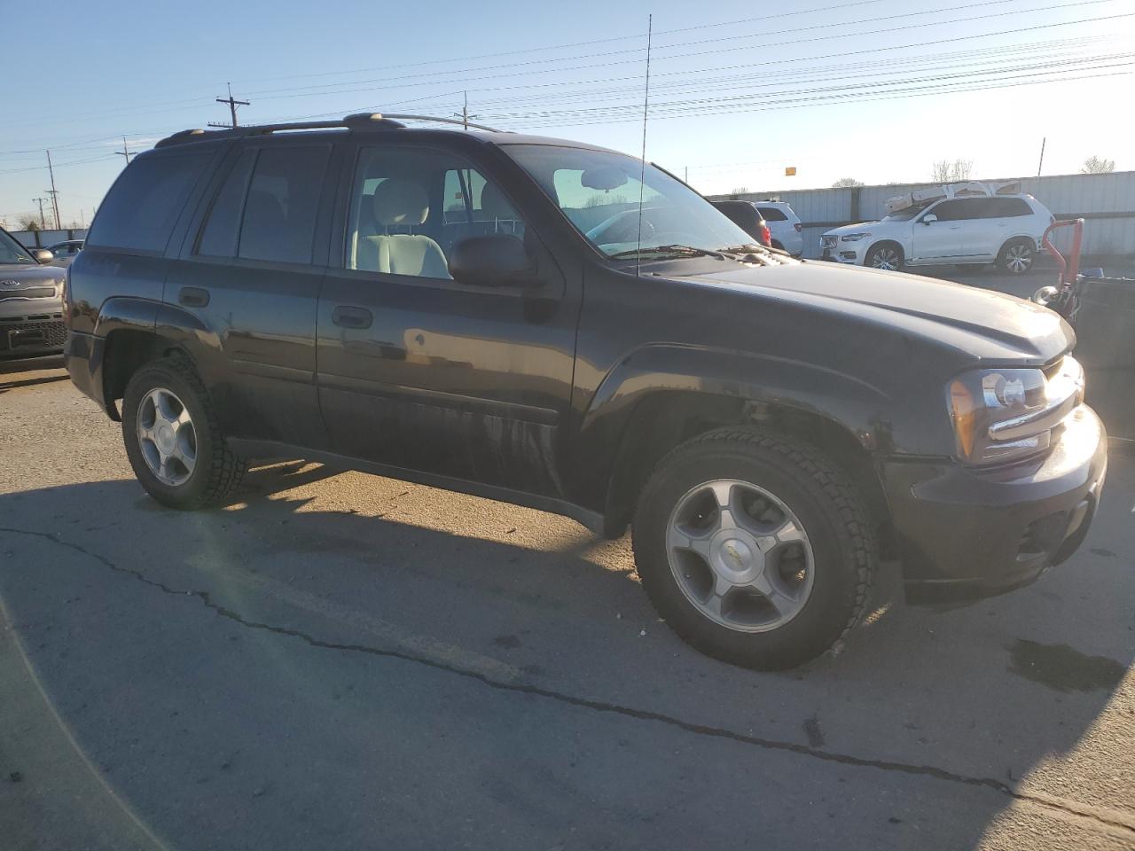 2008 Chevrolet TrailBlazer VIN 1GNDT13S382218341 Copart auction photo, front end damage thumbnail 4