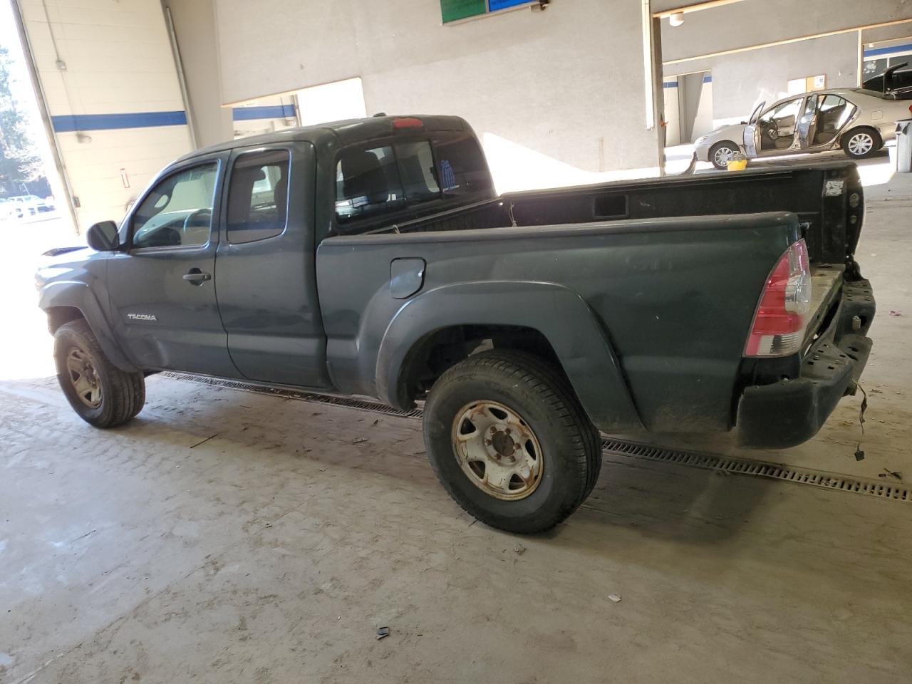 2009 Toyota Tacoma VIN 5TEUU42NX9Z633818 Copart auction photo, front end damage thumbnail 2
