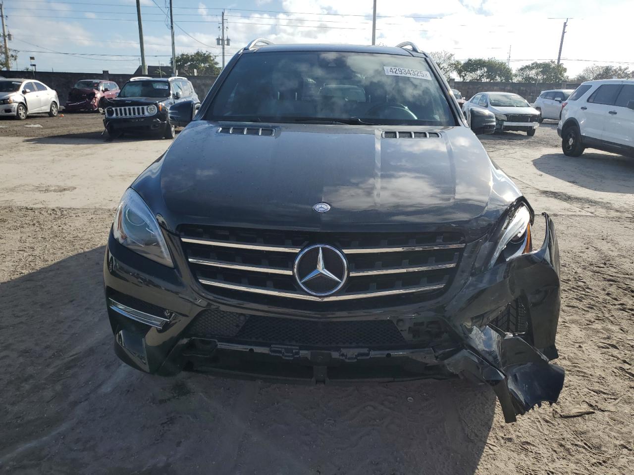 2015 Mercedes-Benz M-klasse VIN 4JGDA5JB5FA595888 Copart auction photo, front end damage thumbnail 5