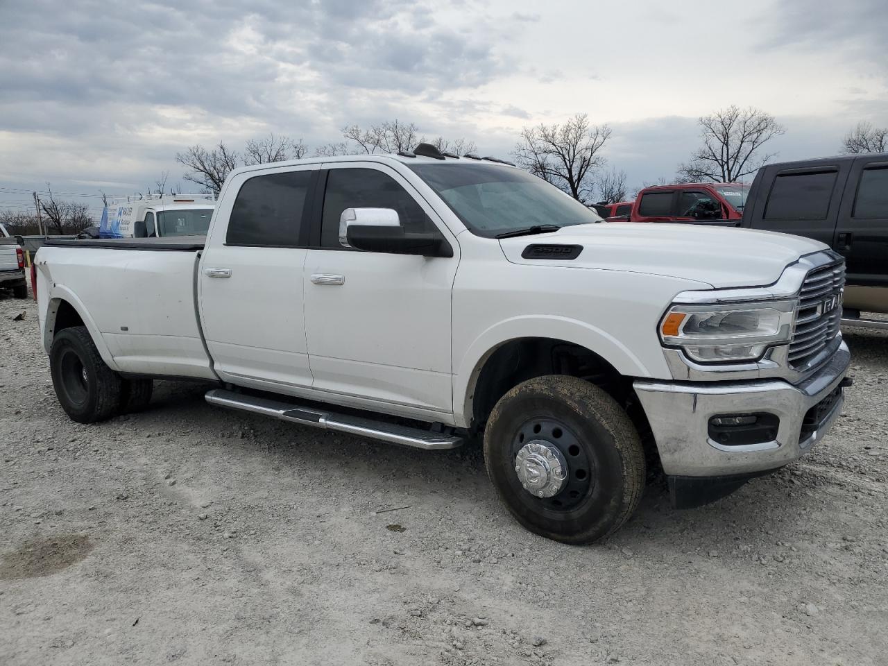 2019 RAM 3500 VIN 3C63RRJL9KG627205 Copart auction photo, rear end damage thumbnail 4