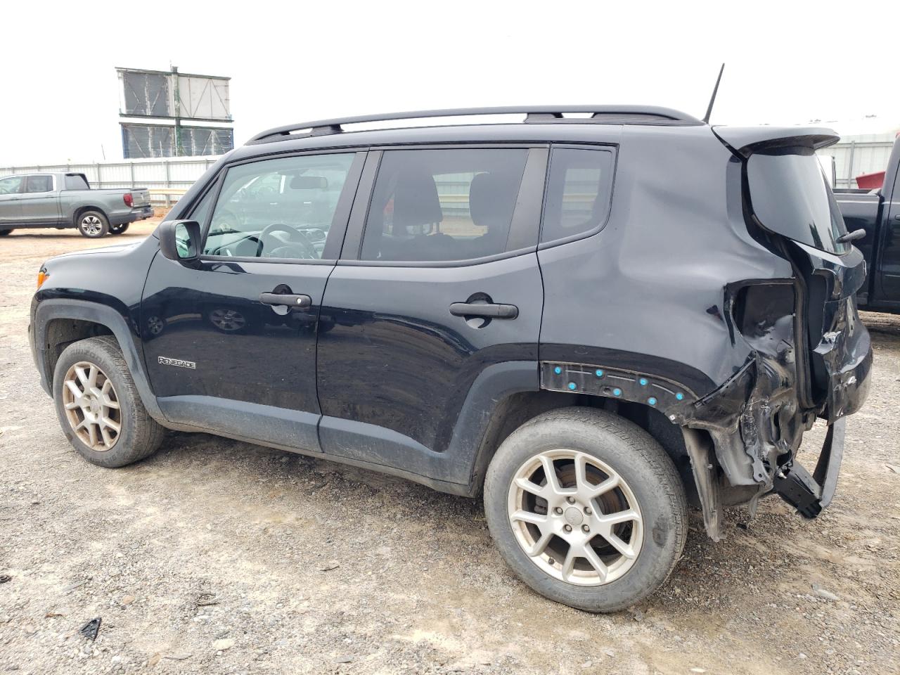 2020 Jeep Renegade VIN ZACNJBAB8LPL33220 Copart auction photo, rear end / minor dent/scratches damage thumbnail 2