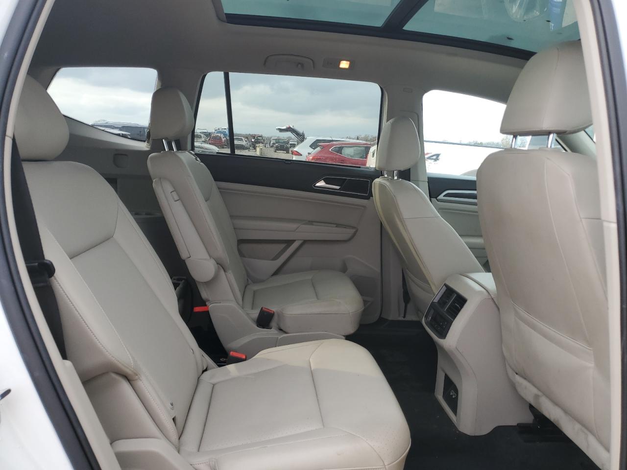 2019 Volkswagen Atlas VIN 1V2RR2CA5KC554020 Copart auction photo, front end / undercarriage damage thumbnail 11