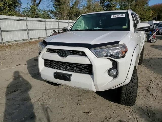 2016 Toyota 4Runner VIN JTEBU5JRXG5350543 Copart auction photo, front end / minor dent/scratches damage thumbnail 12